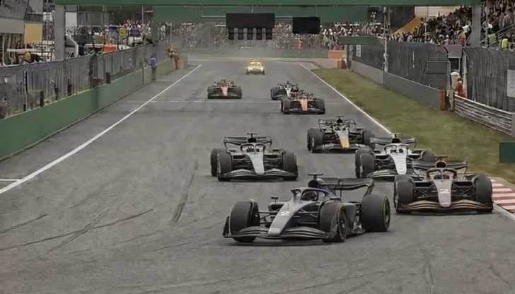 Formula 1 race in a RunTV zone